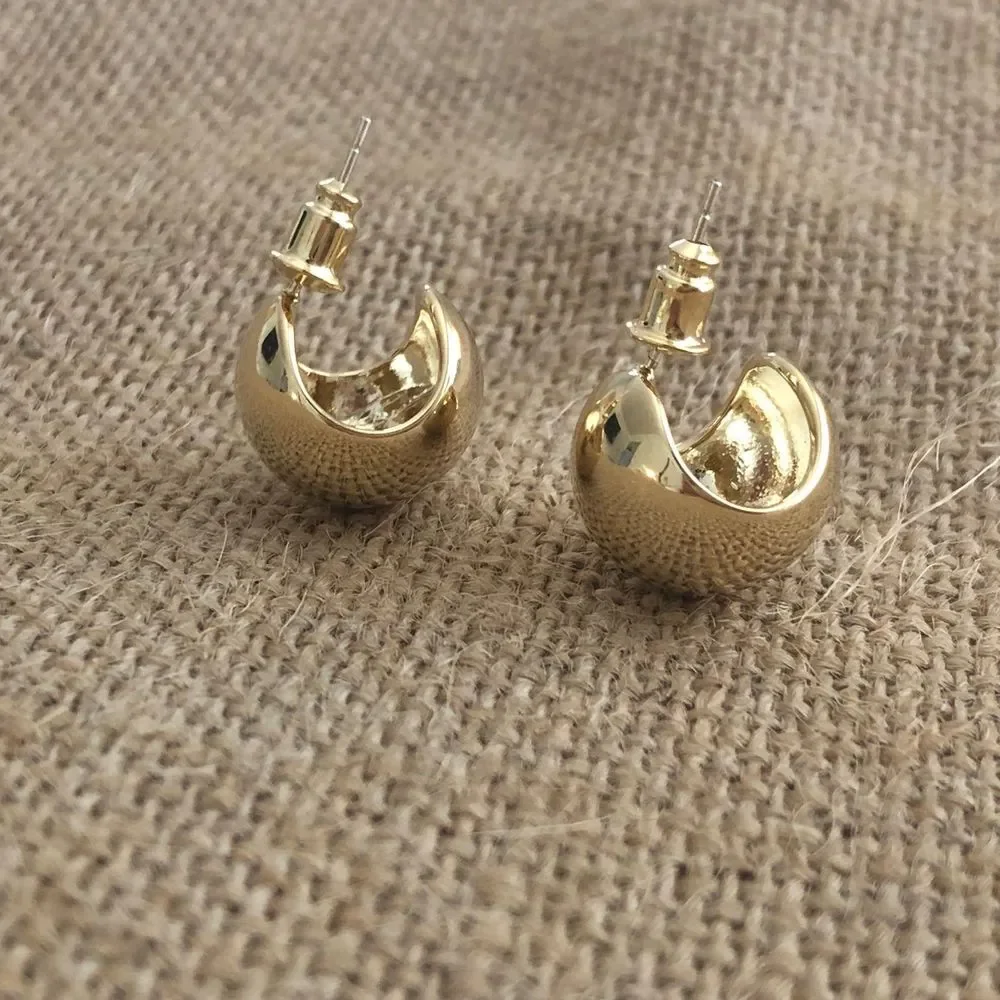 18K Gold Plated Champagne Light Gold Small Dome Chunky Earrings - Picture 4 of 6